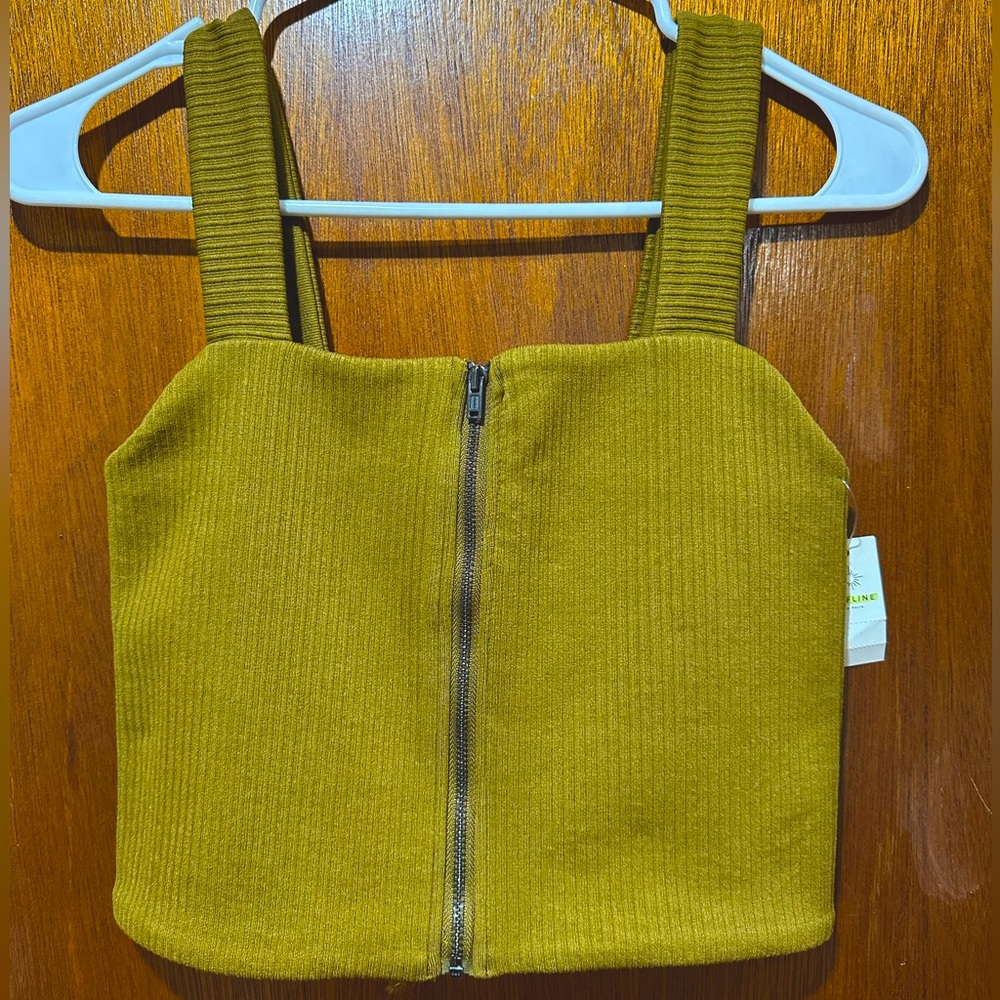 Ribbed crop top